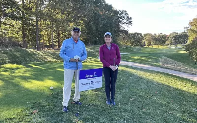 Senior Counsel Steve Latham and Associate Jacqueline Morley at the prestigious Noyac Golf Club for this year’s annual golf outing to benefit The Retreat.
